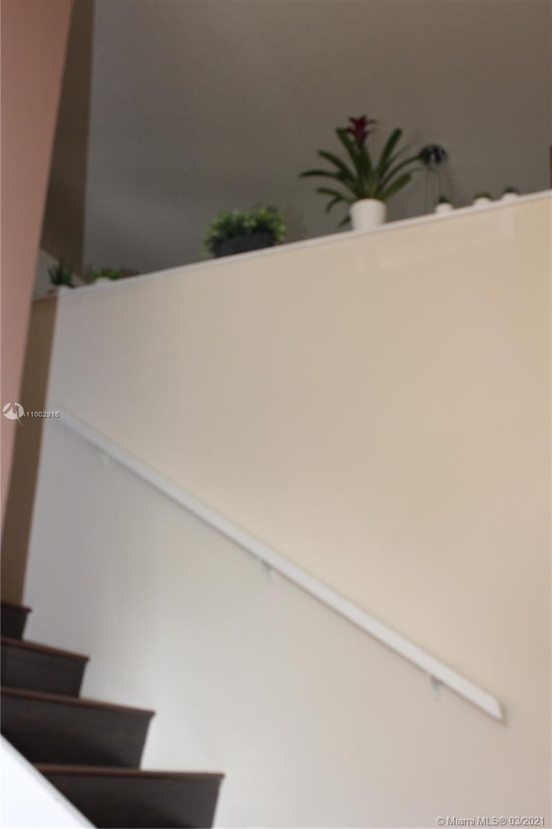 THE GREENS AT DORAL CONDO - Residential