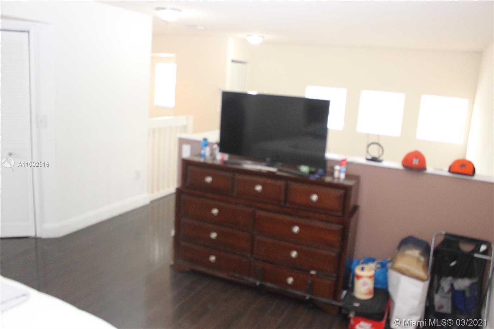THE GREENS AT DORAL CONDO - Residential