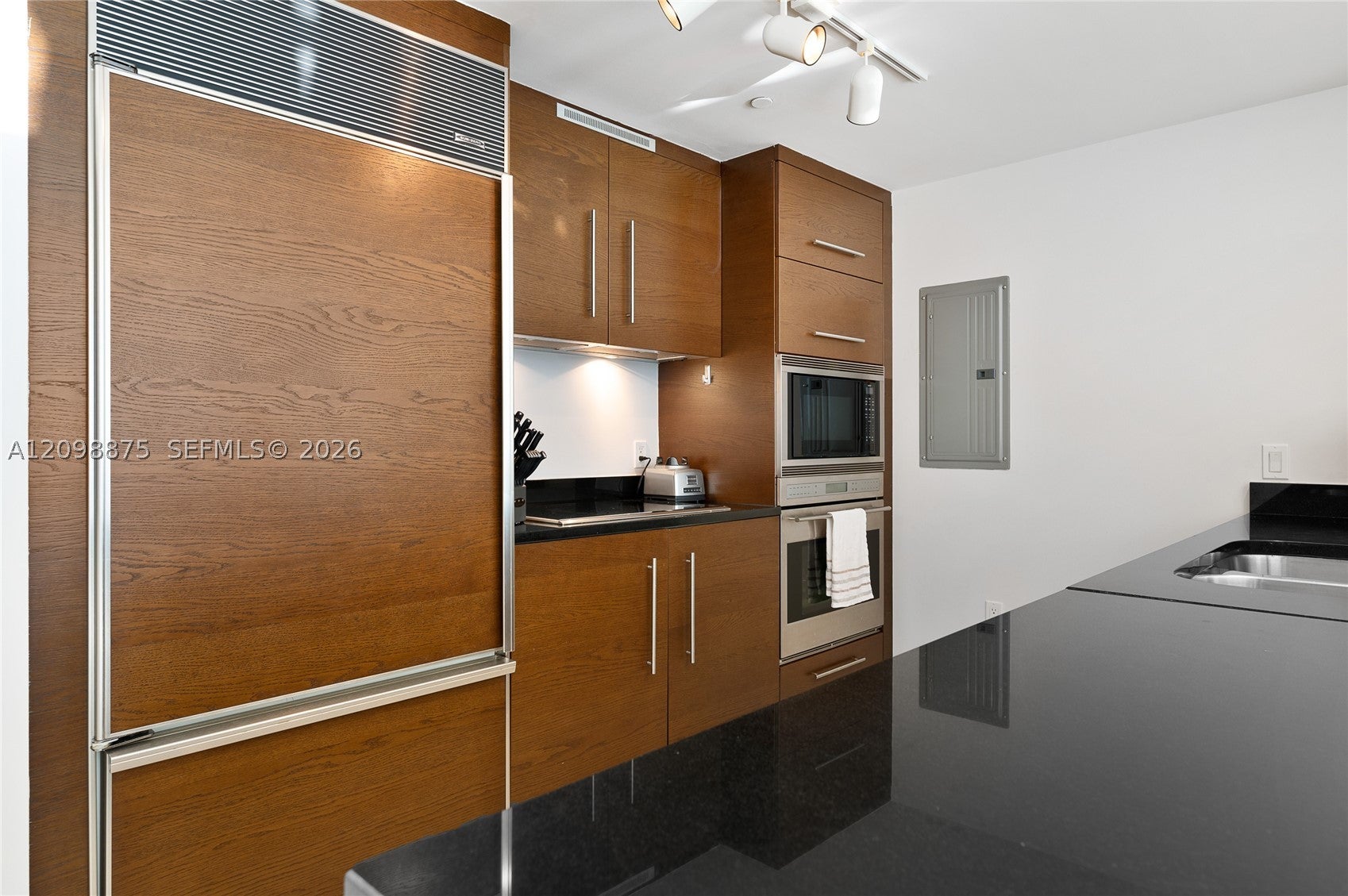 465 Brickell Ave 5105