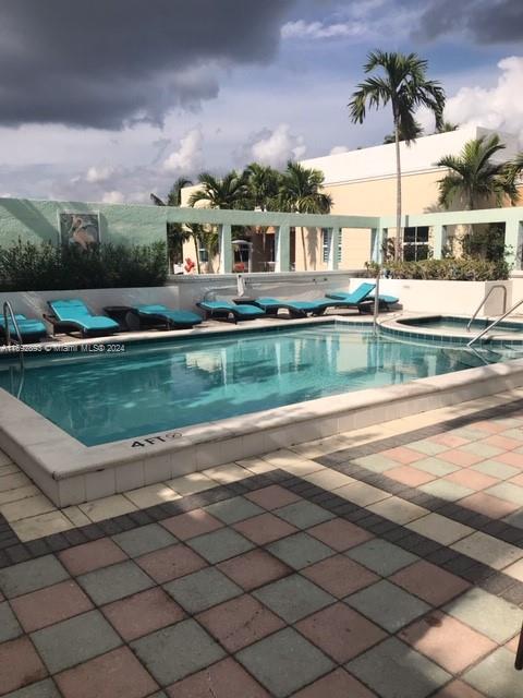 THE WAVERLY AT SURFSIDE B - Residential