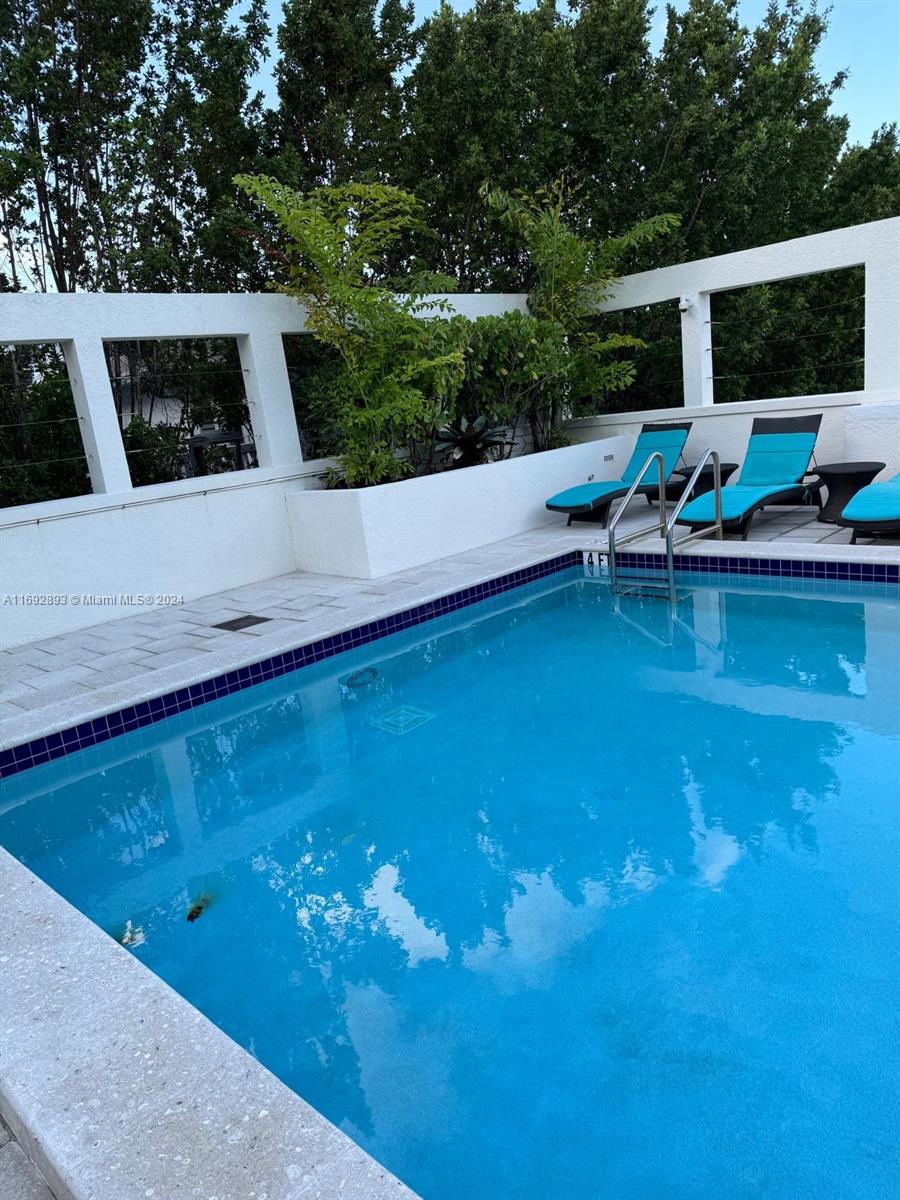 THE WAVERLY AT SURFSIDE B - Residential