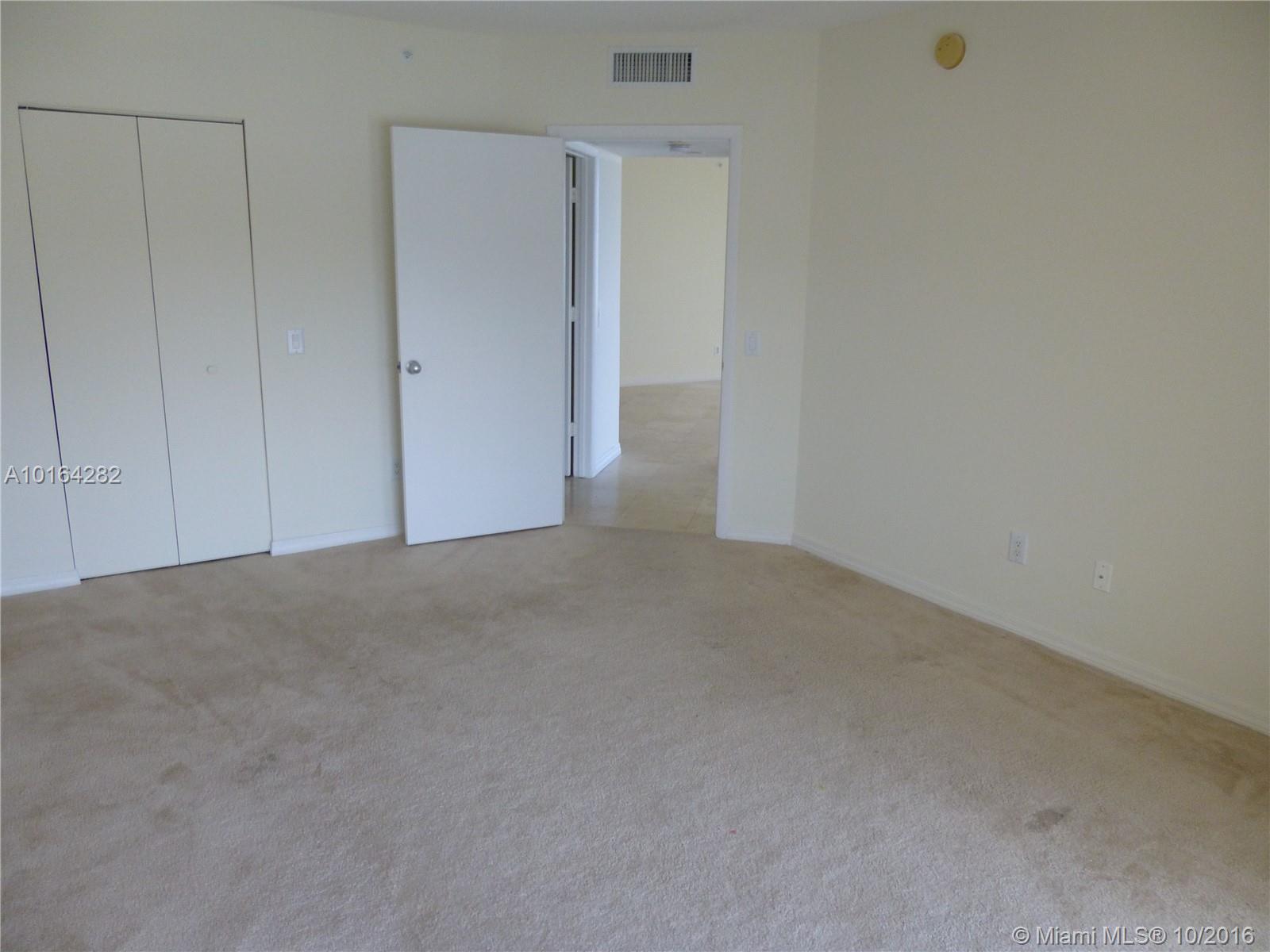 SOUTH TOWER AT THE POINT - Residential Lease