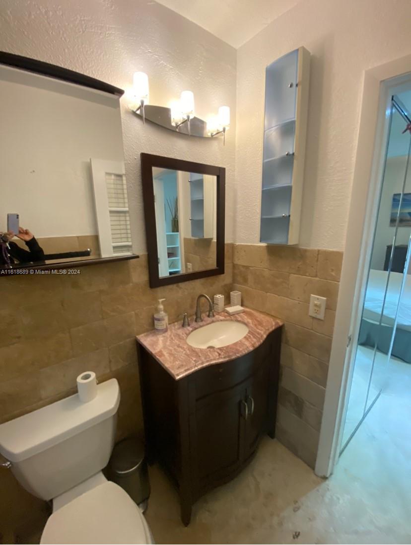 EIGHT PALMS CONDO - Residential Lease
