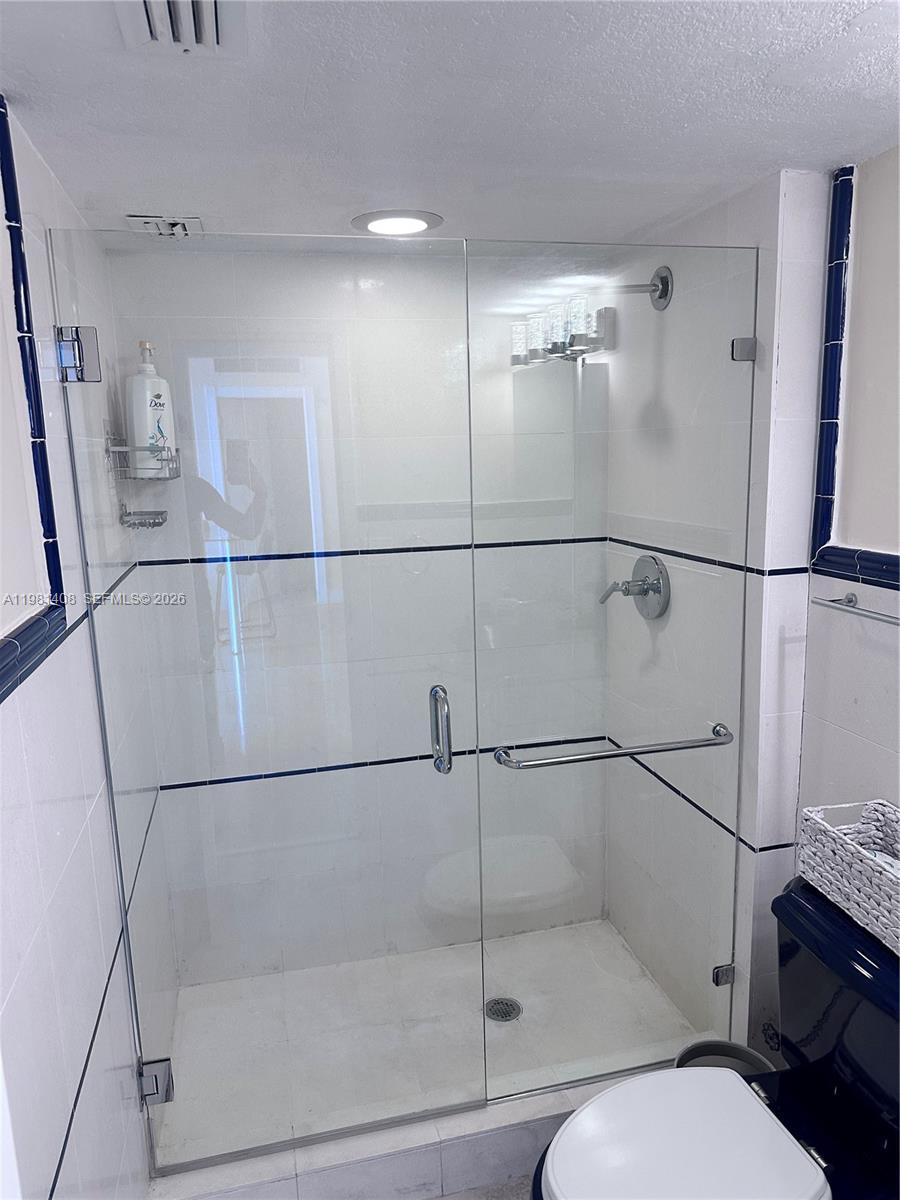 PARKER TOWER CONDO - Residential Lease