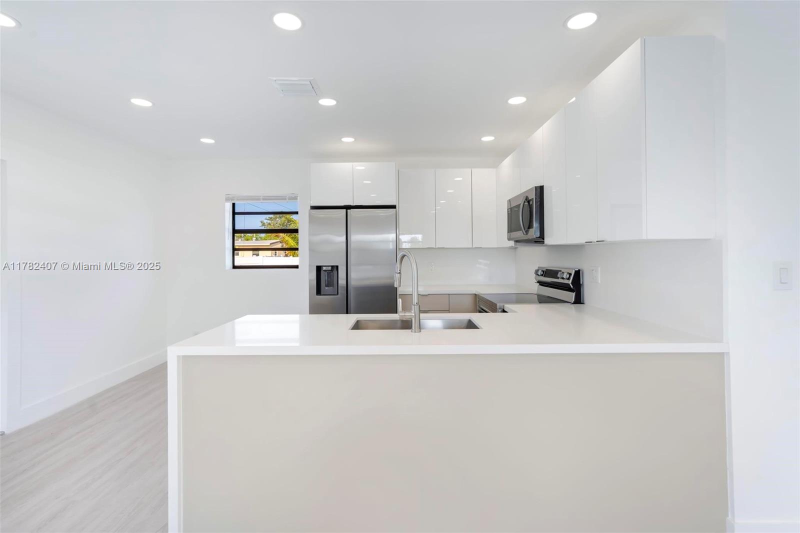 1200 NW 19th Ave