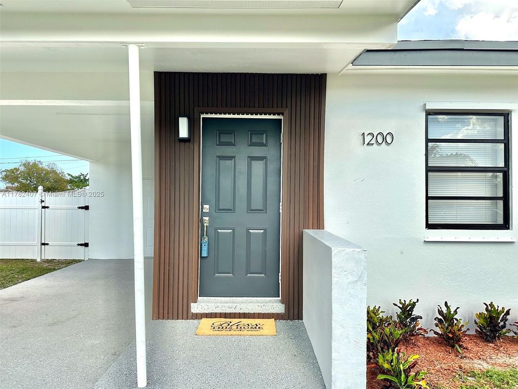 Photo of 1200 NW 19th Ave, Fort Lauderdale, FL 33311 (MLS # A11782407)