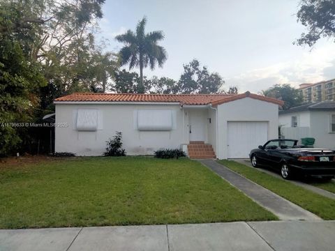 3670 SW 20th St 3670 Miami FL 33145