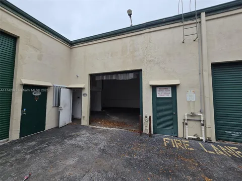MLS: A11742035
