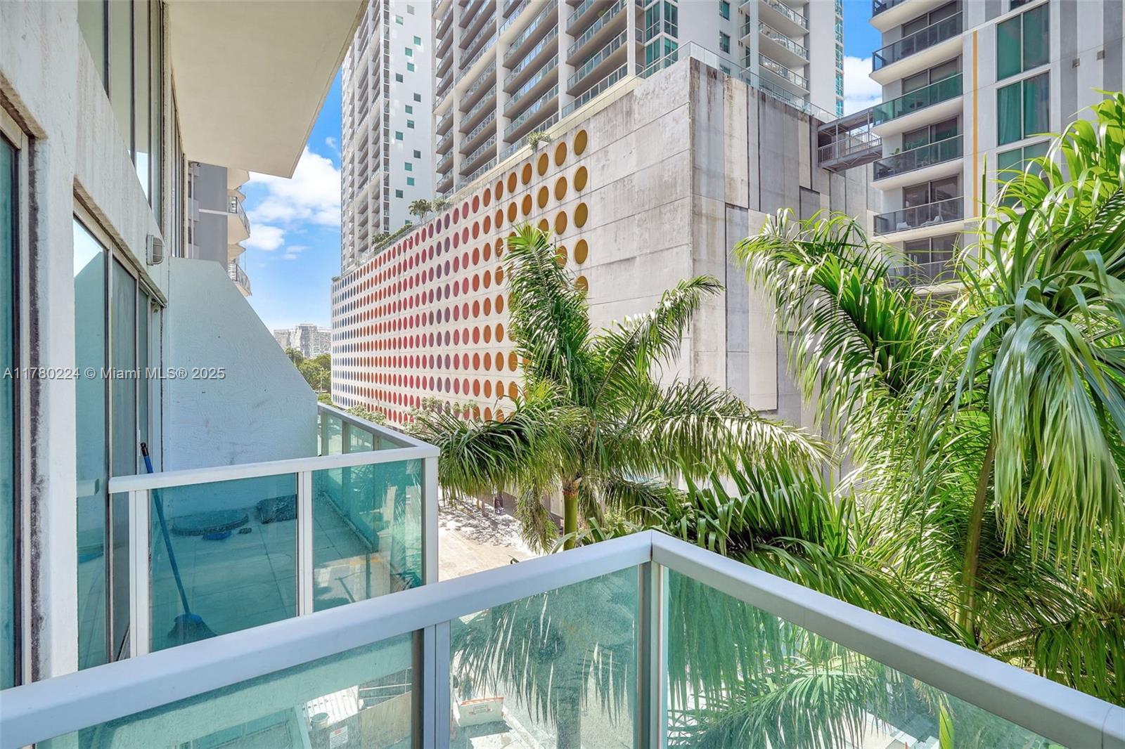 Brickell on the River S - Residential