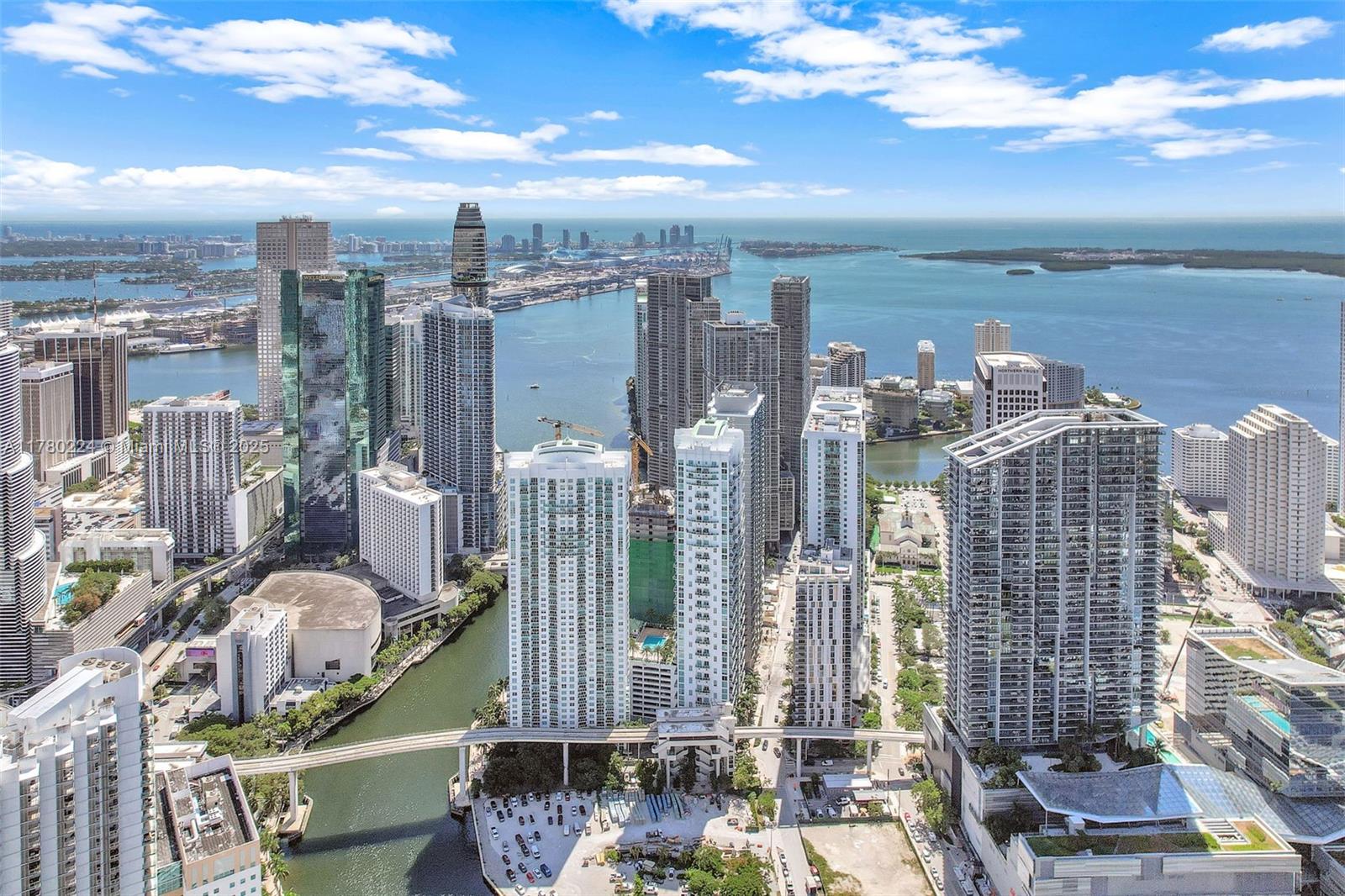 Brickell on the River S - Residential