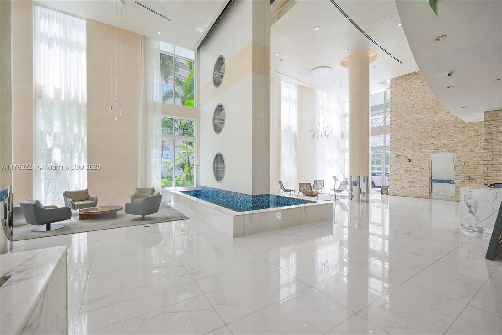 Brickell on the River S - Residential