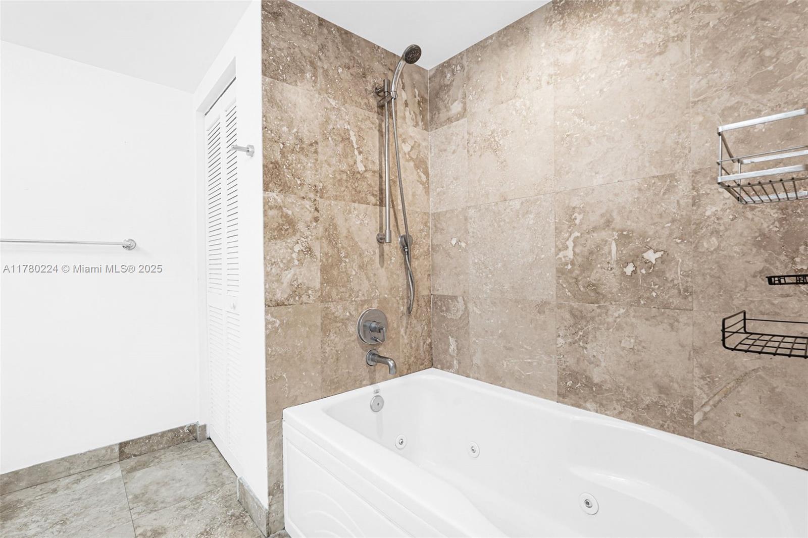 Brickell on the River S - Residential