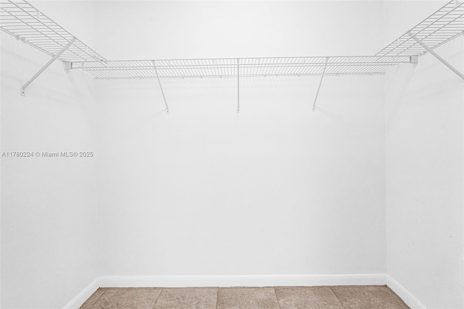 Brickell on the River S - Residential