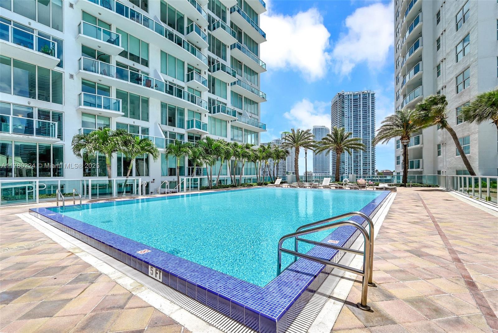 Brickell on the River S - Residential