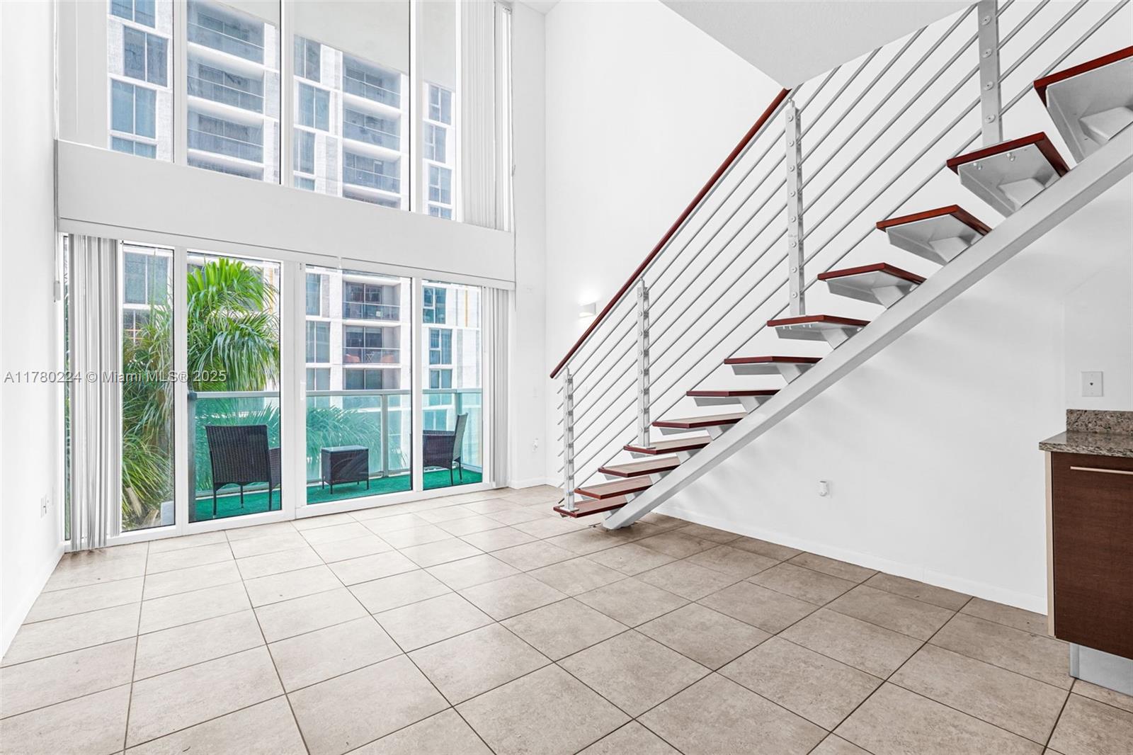 41 SE 5th St 406