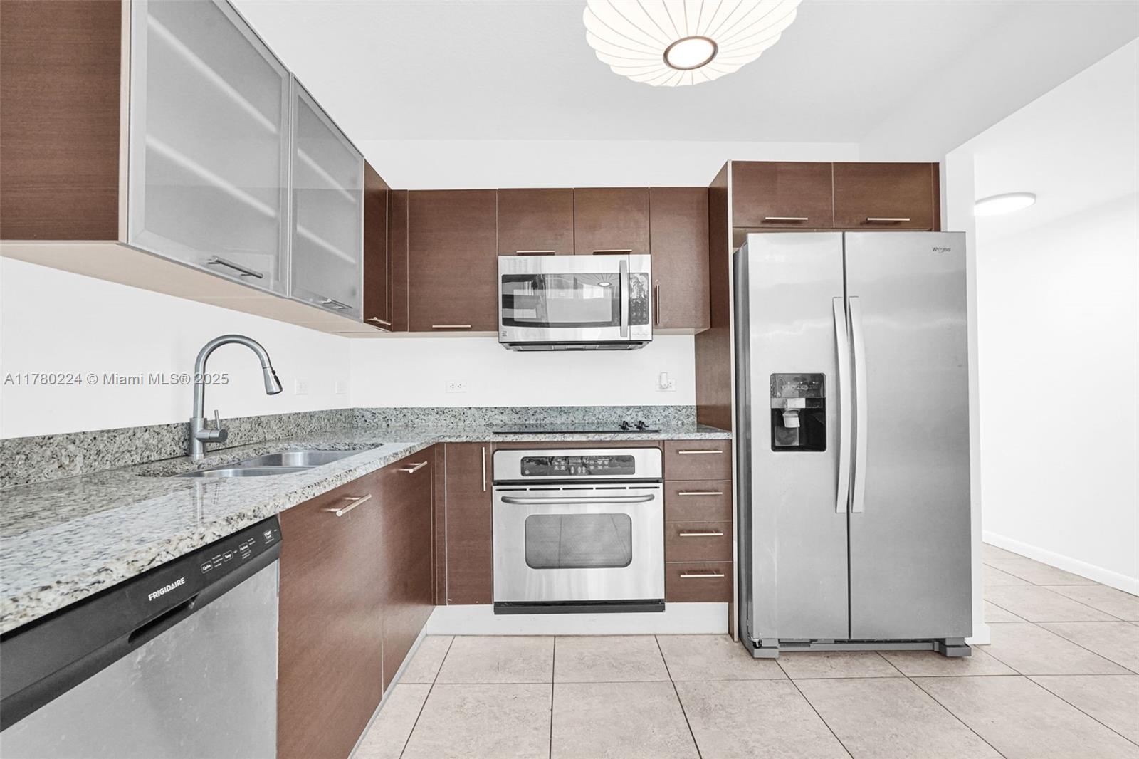 Brickell on the River S - Residential