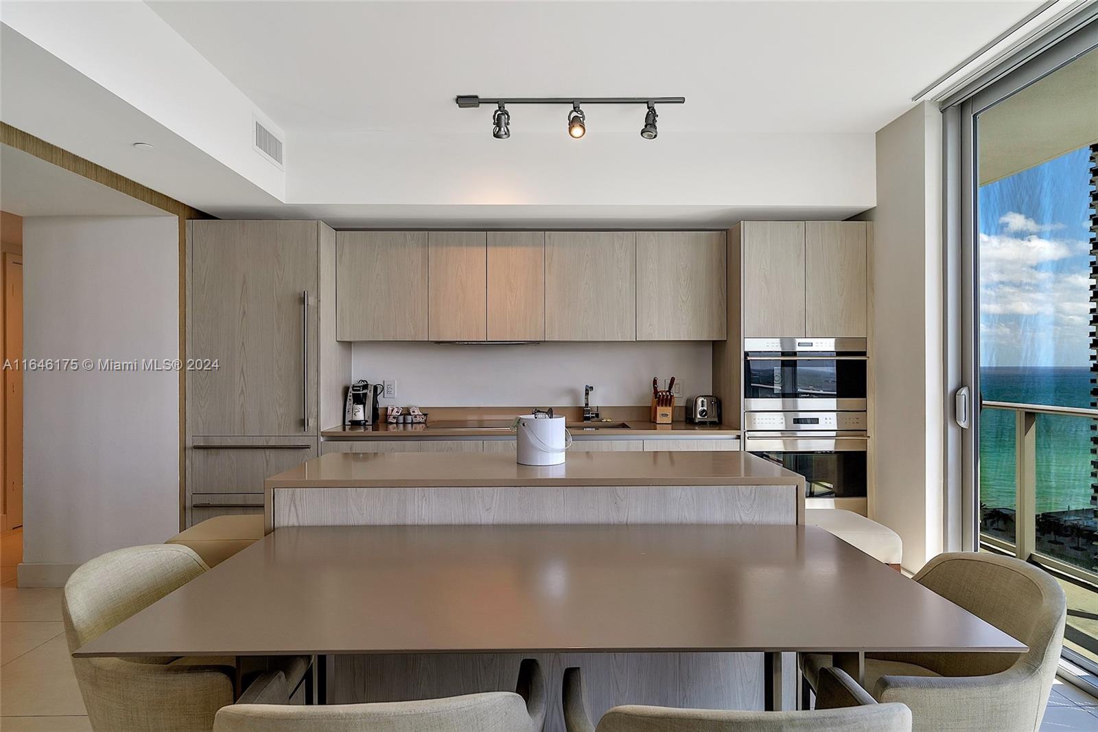 4111 SOUTH OCEAN DRIVE CO - Residential