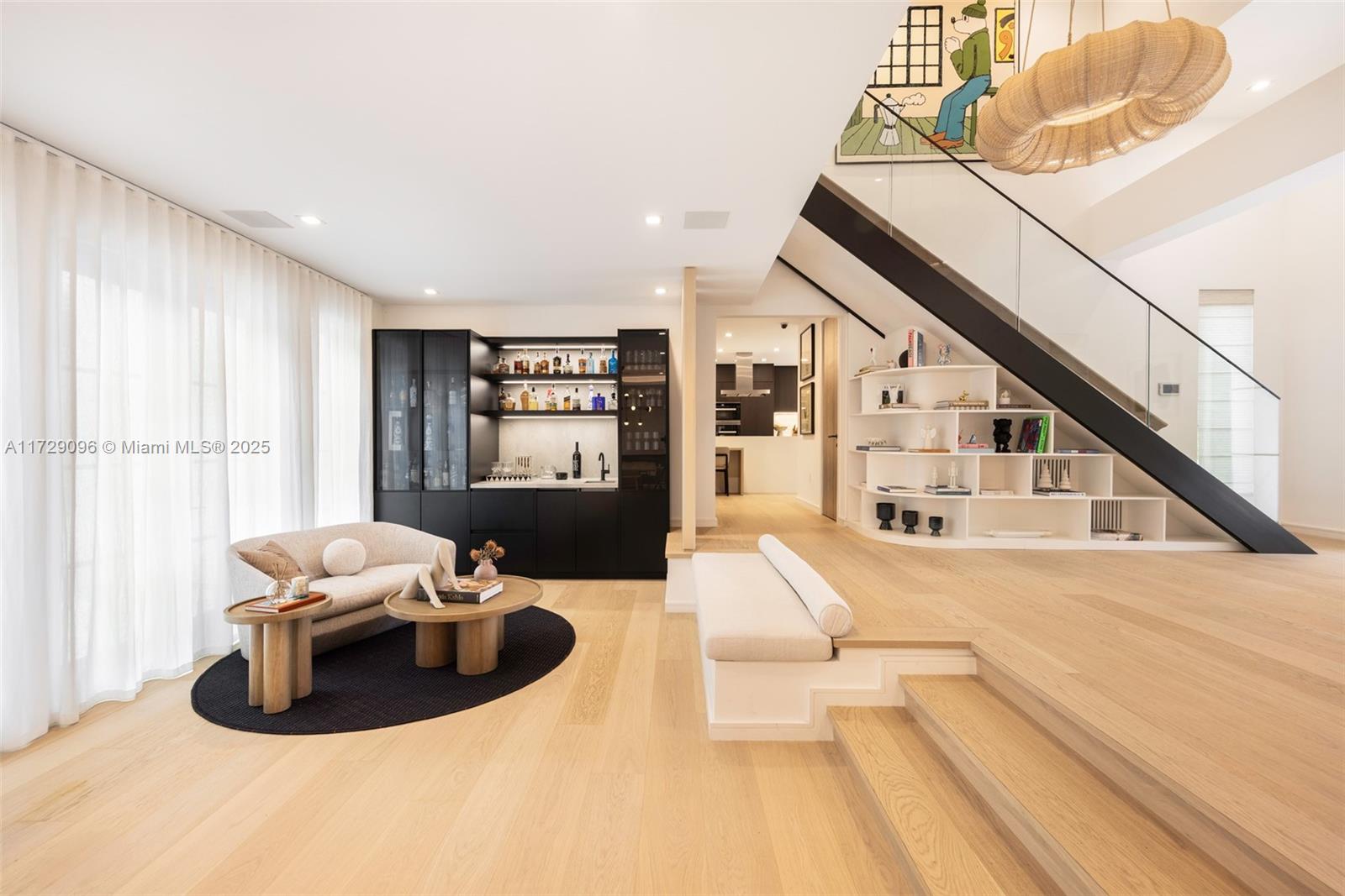 HAMMOCK LAKE PK REPLAT OF - Residential