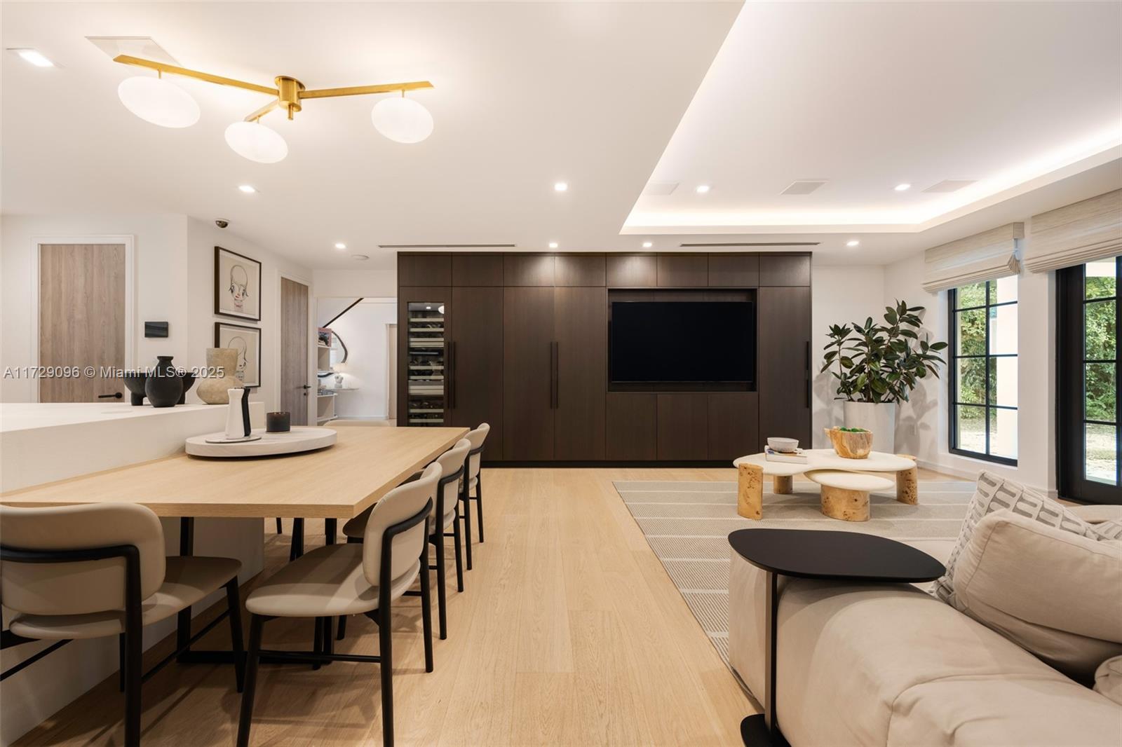 HAMMOCK LAKE PK REPLAT OF - Residential