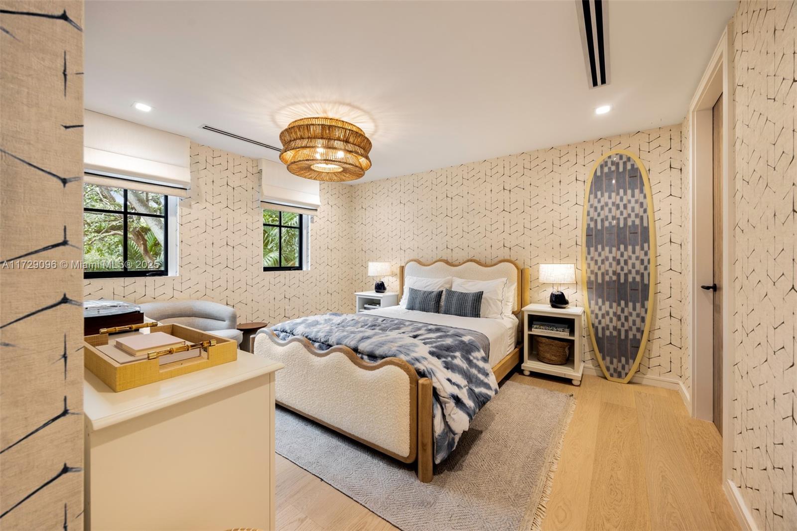 HAMMOCK LAKE PK REPLAT OF - Residential