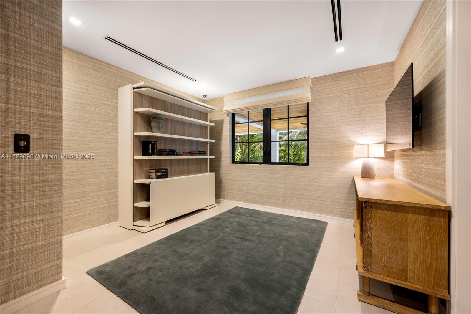 HAMMOCK LAKE PK REPLAT OF - Residential