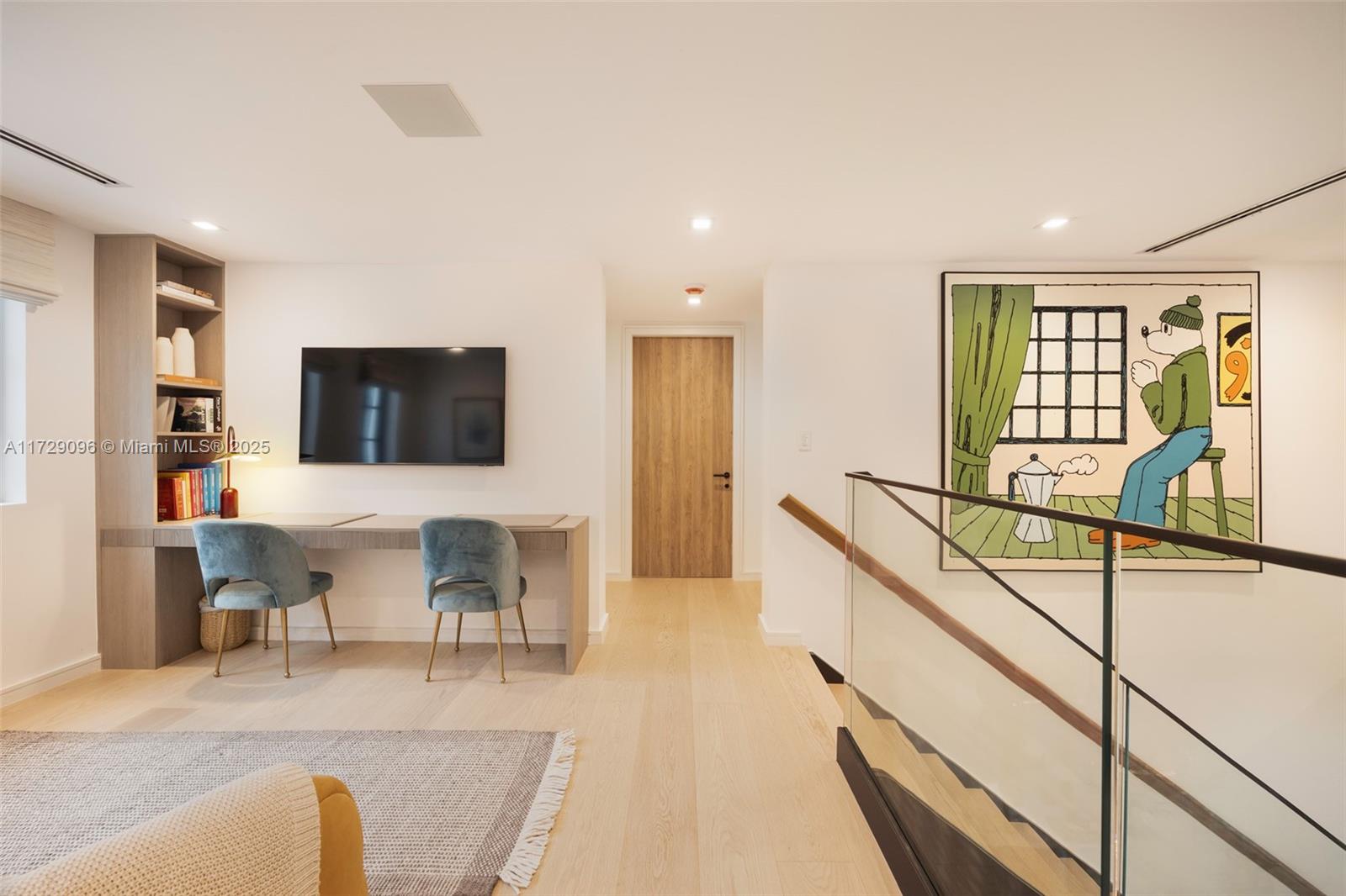 HAMMOCK LAKE PK REPLAT OF - Residential