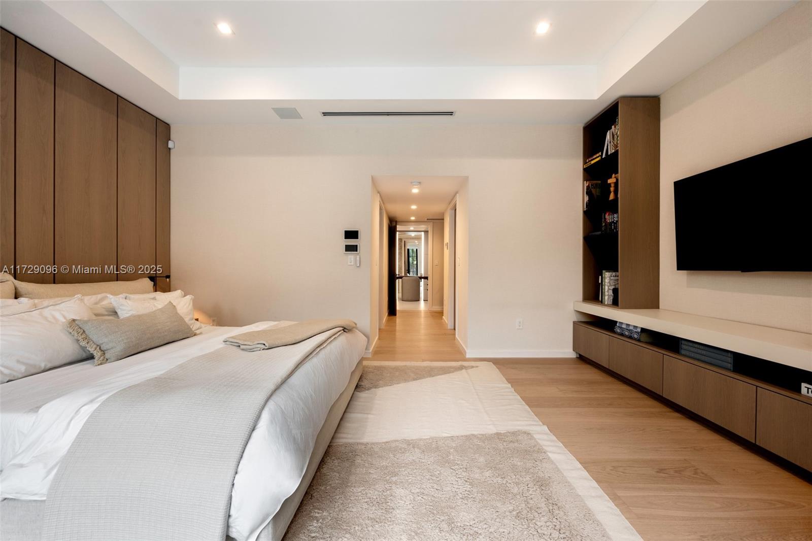 HAMMOCK LAKE PK REPLAT OF - Residential