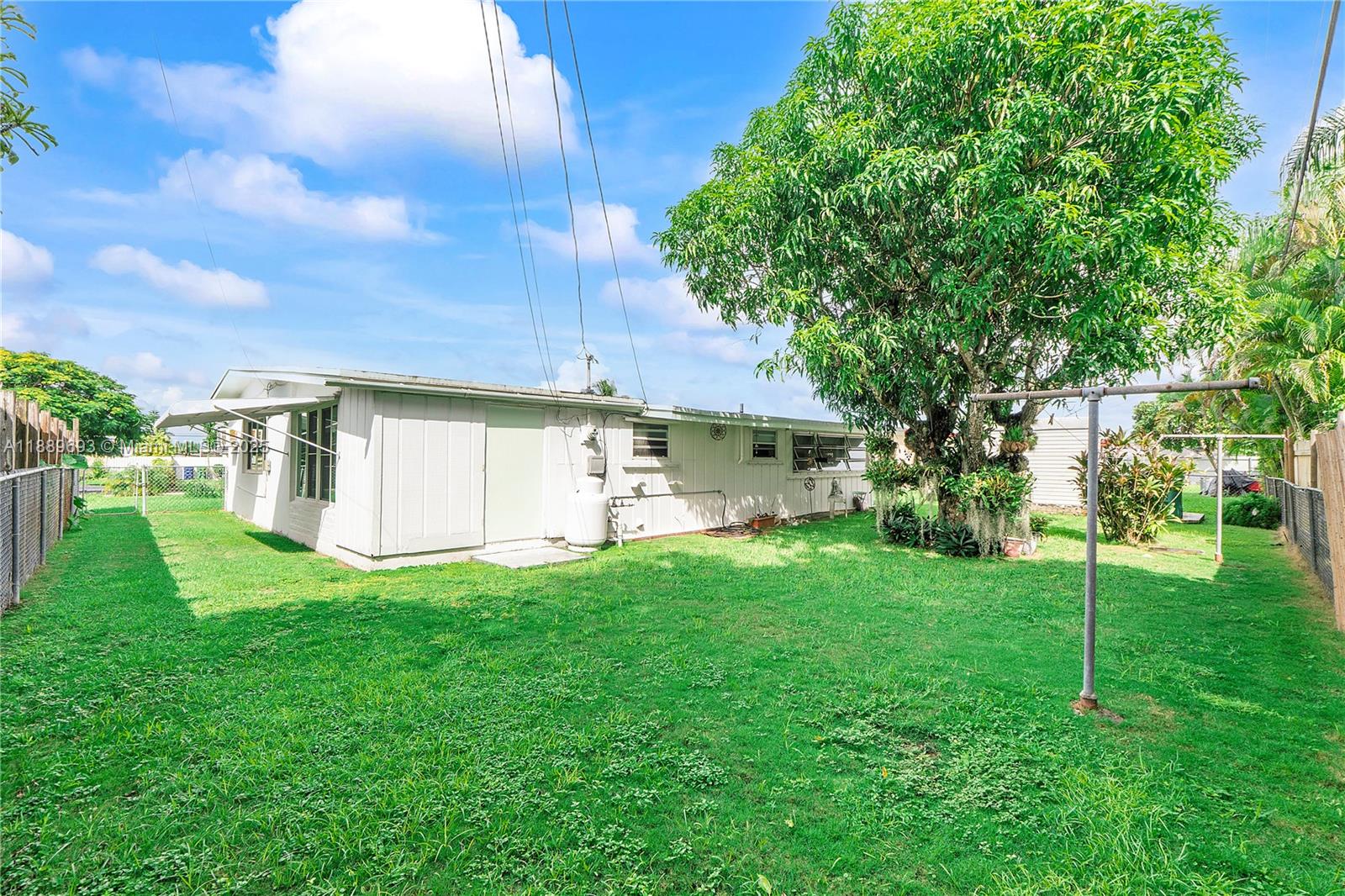 LEISURE CITY SEC 3 - Residential