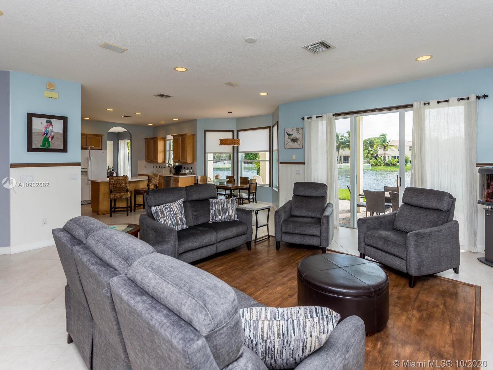 RIVIERA ISLES I - Residential