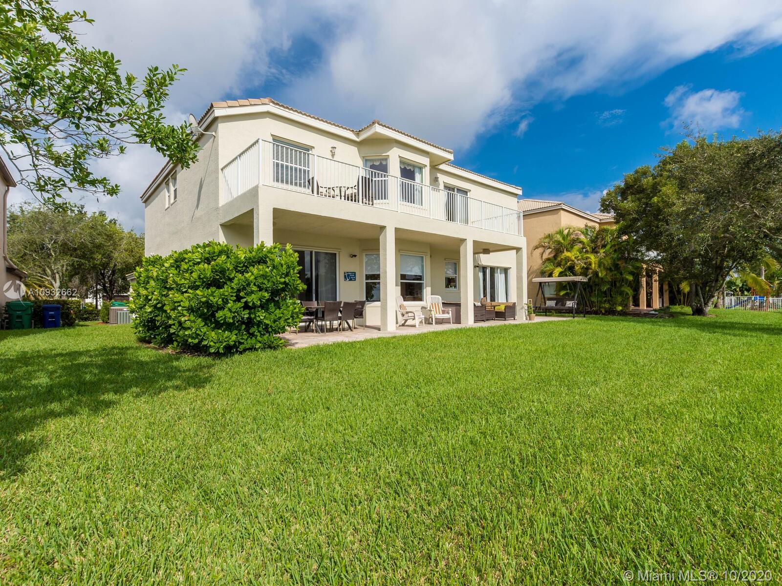 RIVIERA ISLES I - Residential