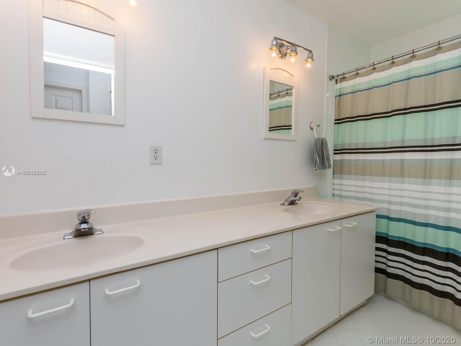 RIVIERA ISLES I - Residential