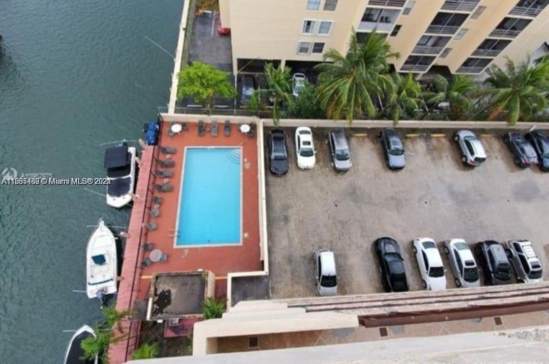 ISLAND SHORES CONDO - Residential Lease