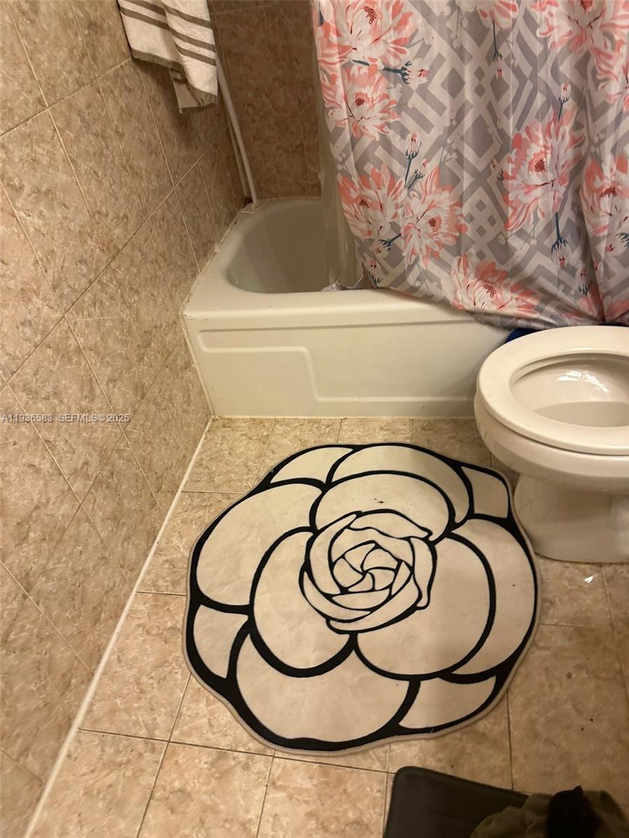 LAKE PARK GARDENS 2 INC C - Residential