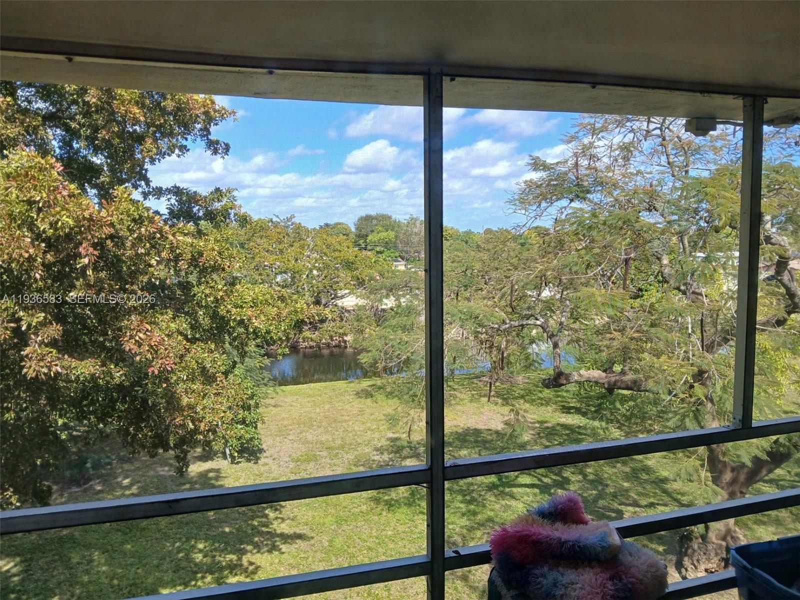 LAKE PARK GARDENS 2 INC C - Residential