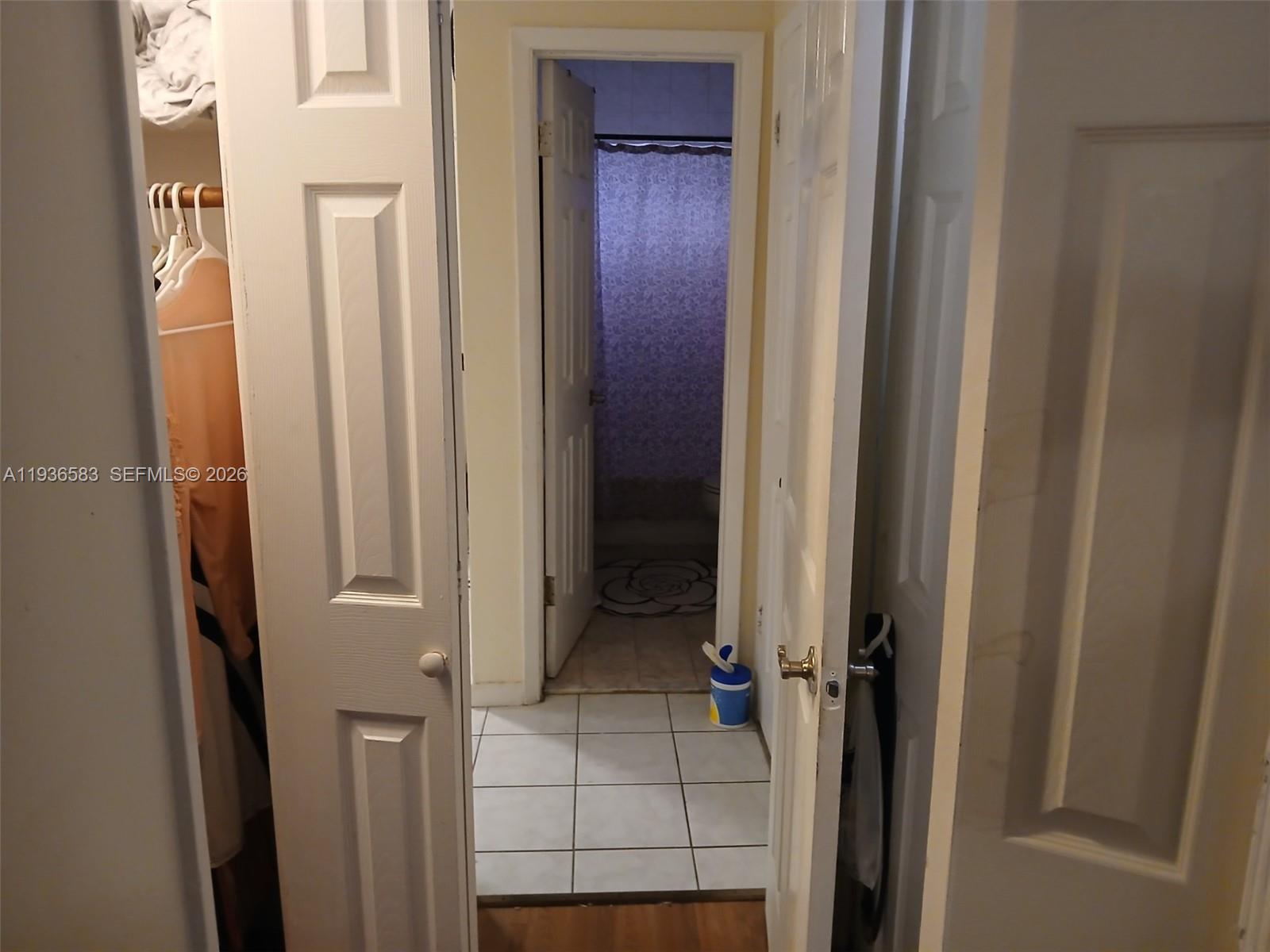 LAKE PARK GARDENS 2 INC C - Residential