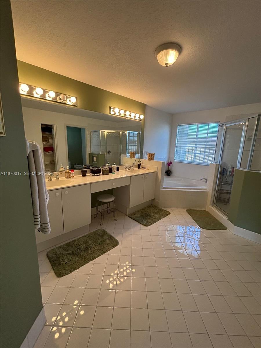 DORAL ISLES ST LUCIA - Residential