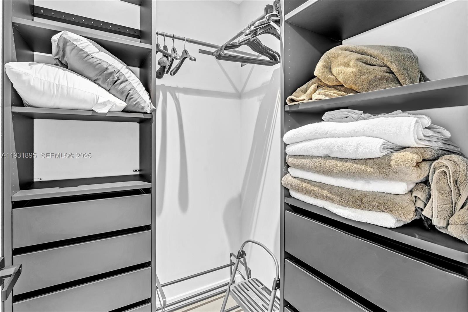 GOLDEN ISLES SEC - Residential