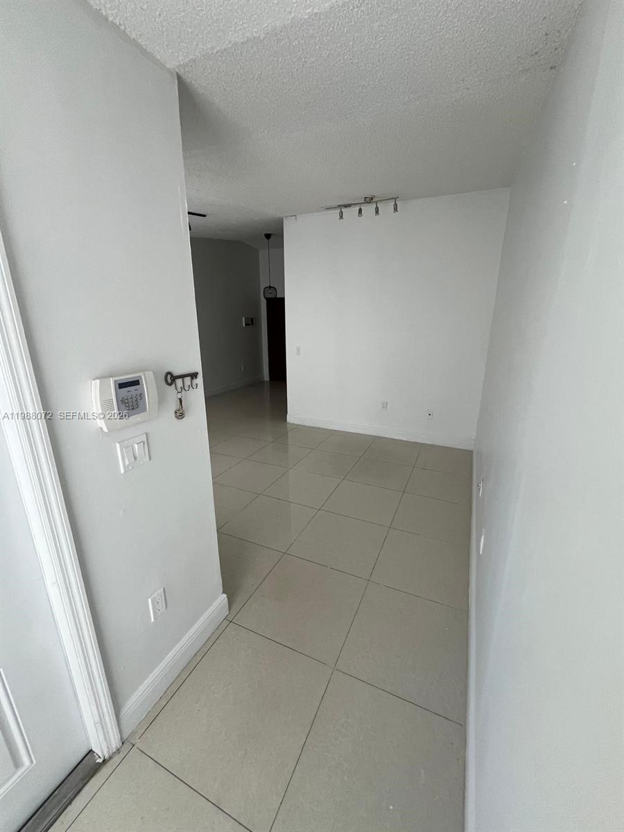 FOUNTAIN PK VILLAGE HOMES - Residential Lease