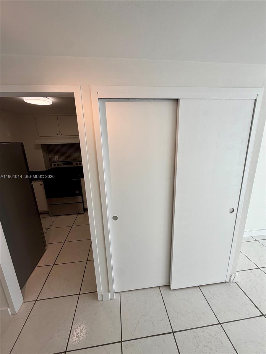 BAY PARK TOWERS CONDO - Residential Lease