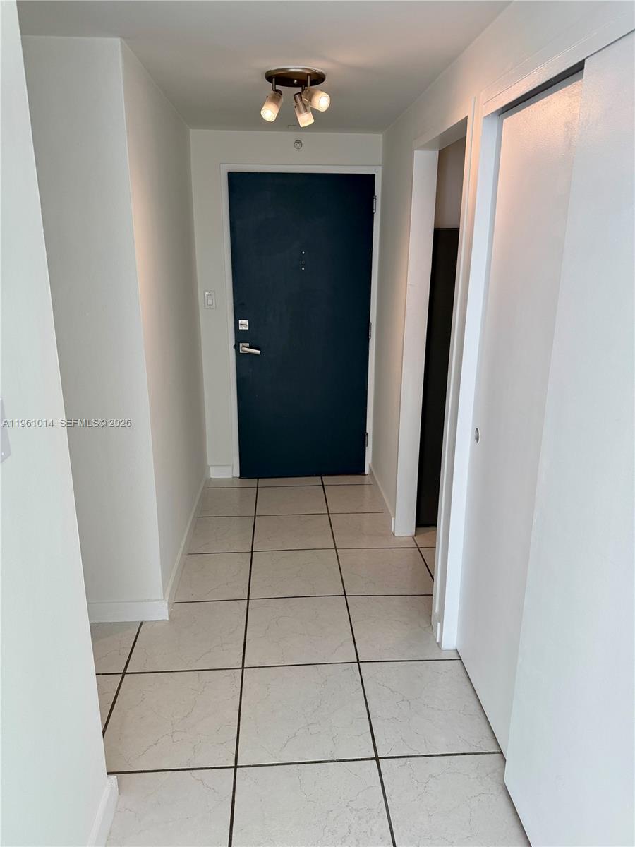 BAY PARK TOWERS CONDO - Residential Lease