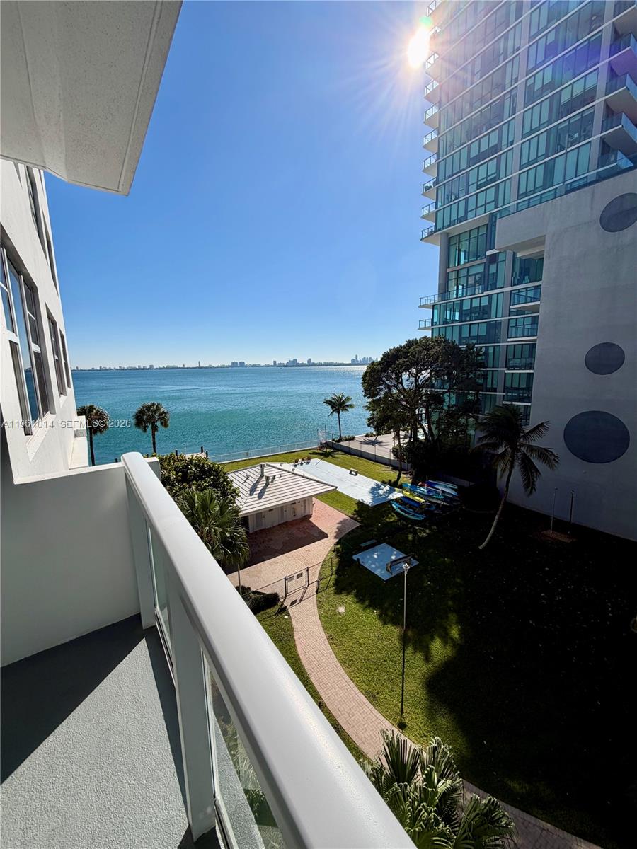 BAY PARK TOWERS CONDO - Residential Lease