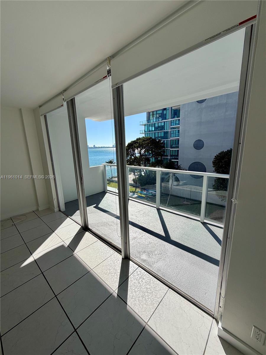 BAY PARK TOWERS CONDO - Residential Lease