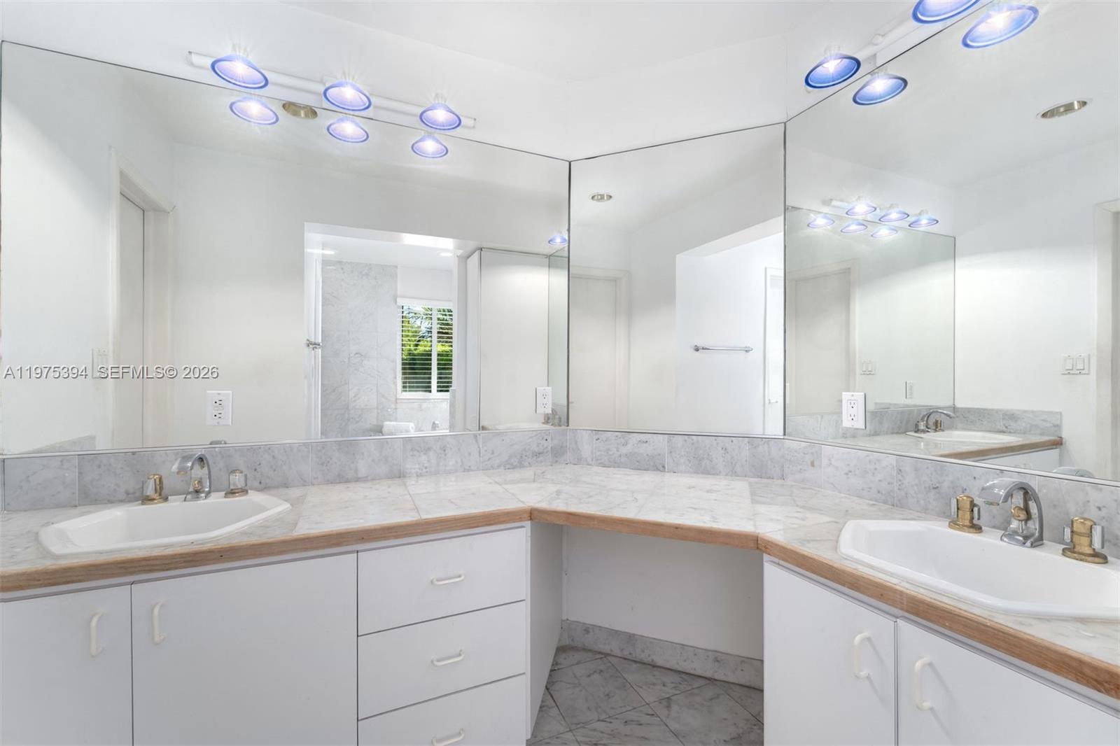 CORAL BAY SEC C - Residential