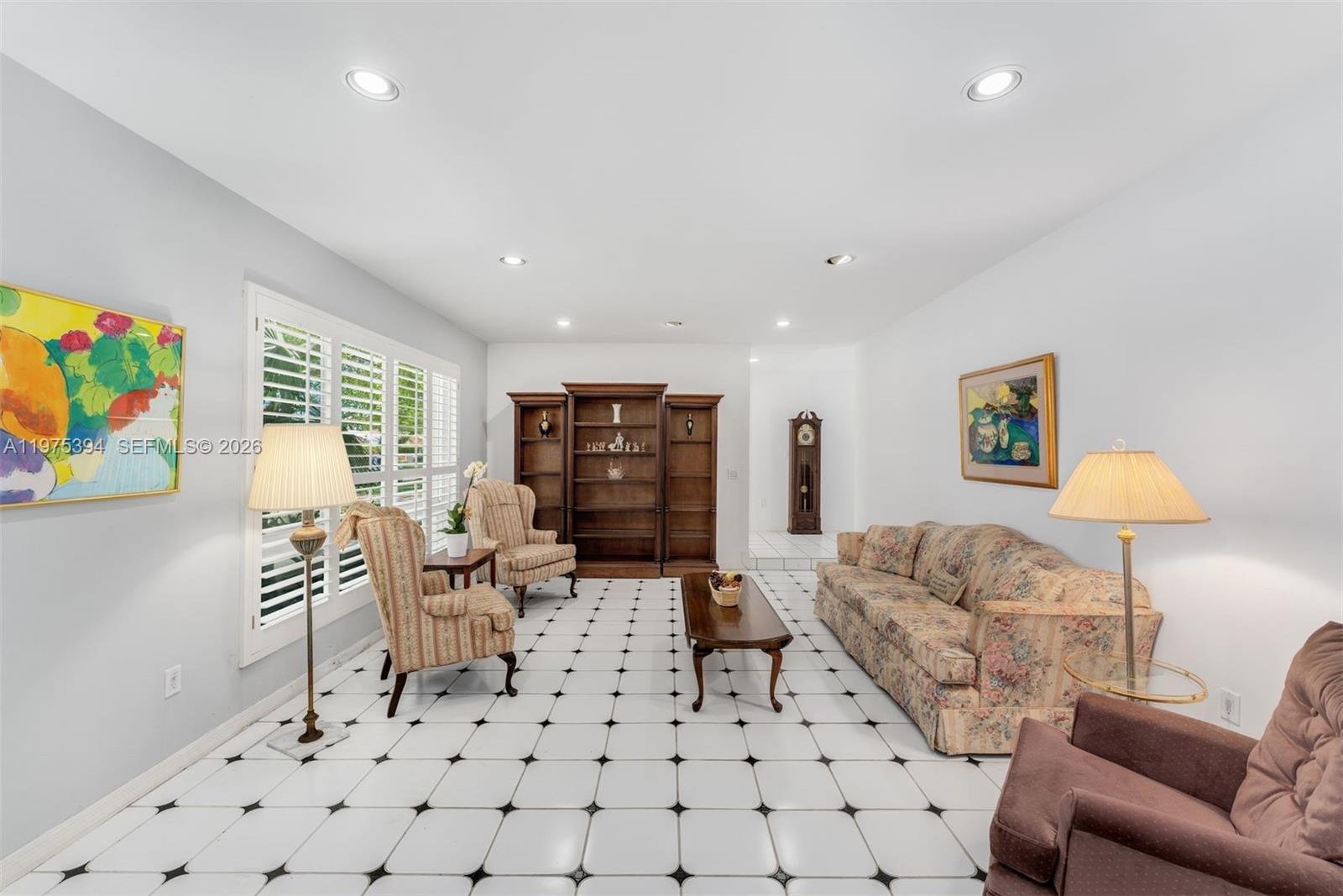 CORAL BAY SEC C - Residential