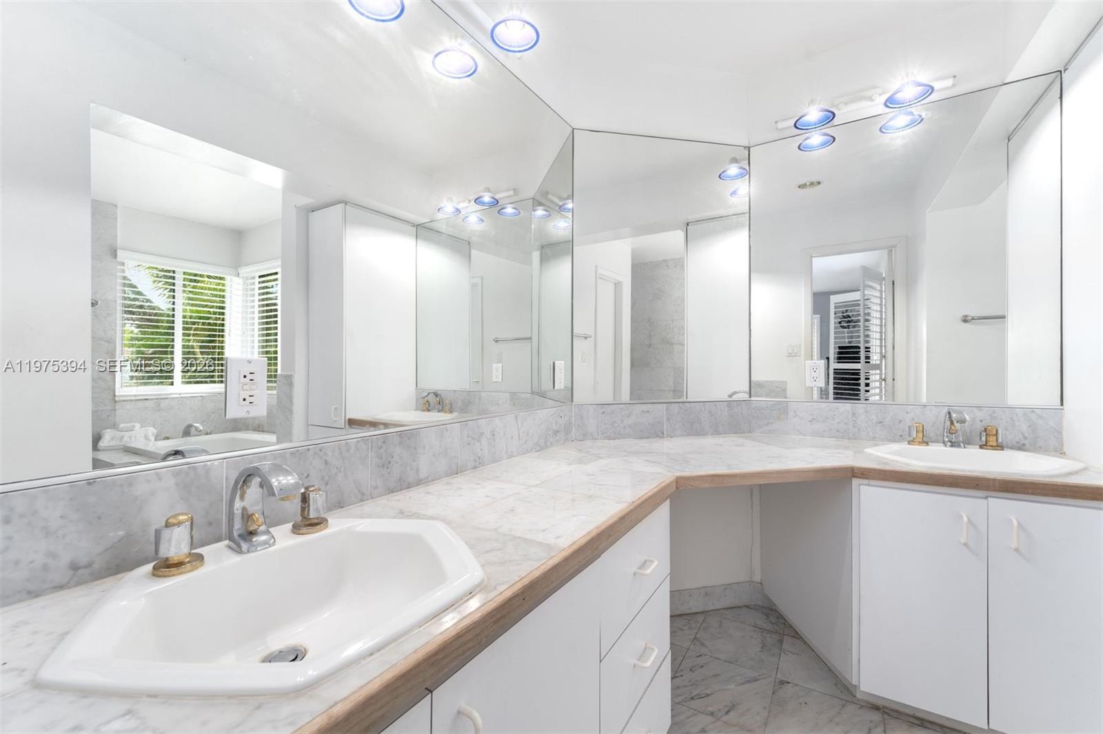 CORAL BAY SEC C - Residential