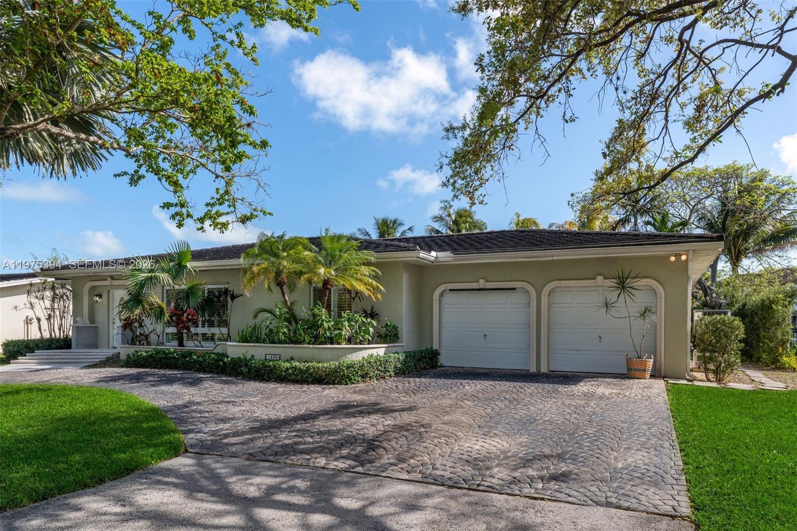 CORAL BAY SEC C - Residential