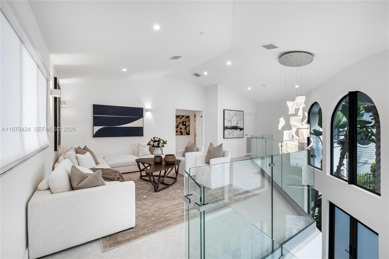 LAS OLAS BY THE SEA EXT - Residential