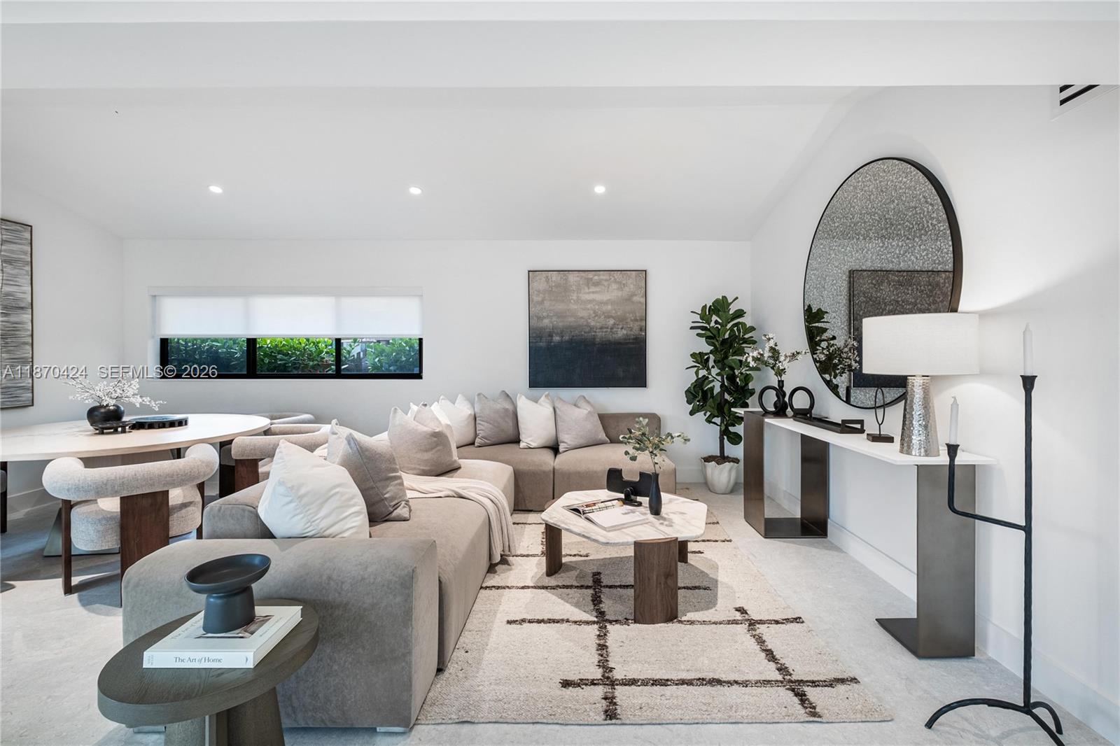 LAS OLAS BY THE SEA EXT - Residential