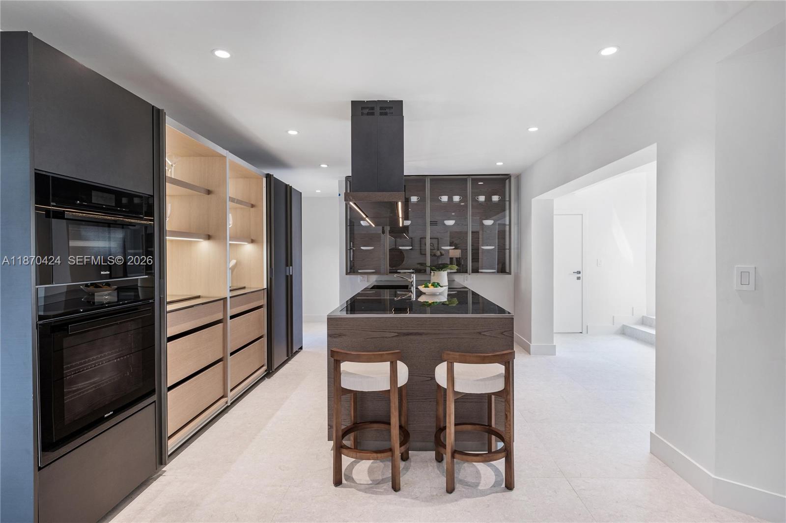 LAS OLAS BY THE SEA EXT - Residential