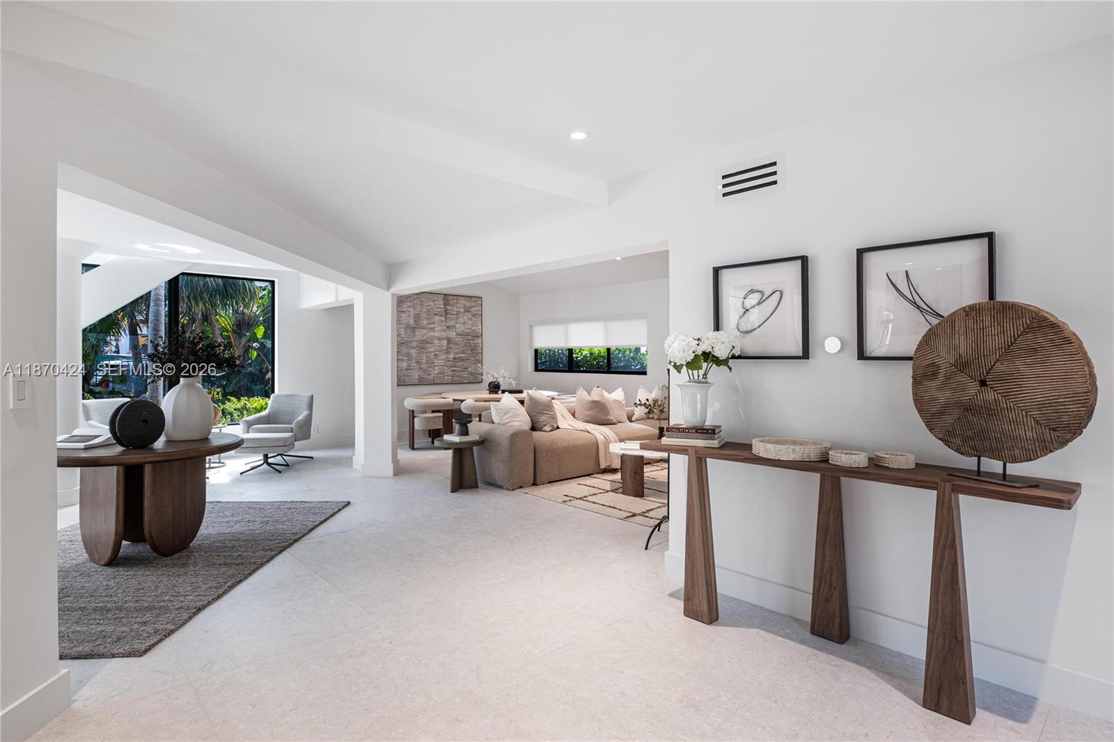 LAS OLAS BY THE SEA EXT - Residential